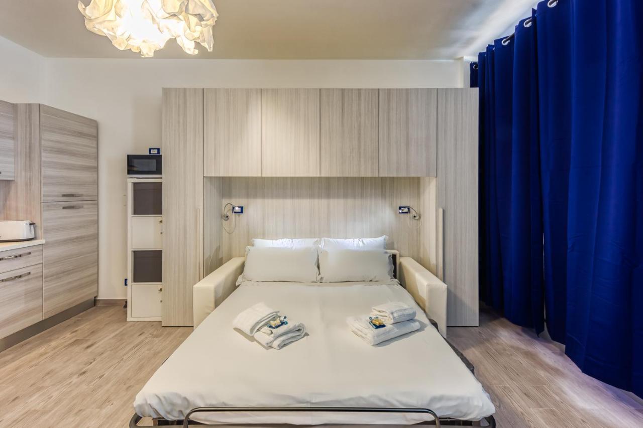 Casaviva - Grazioso Bilocale Sul Mare A Ospedaletti Apartment Екстериор снимка